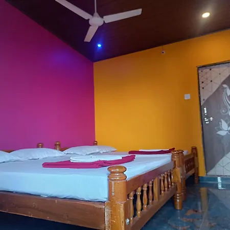 Waves End Beach Front Stay Gokarna  Exterior photo